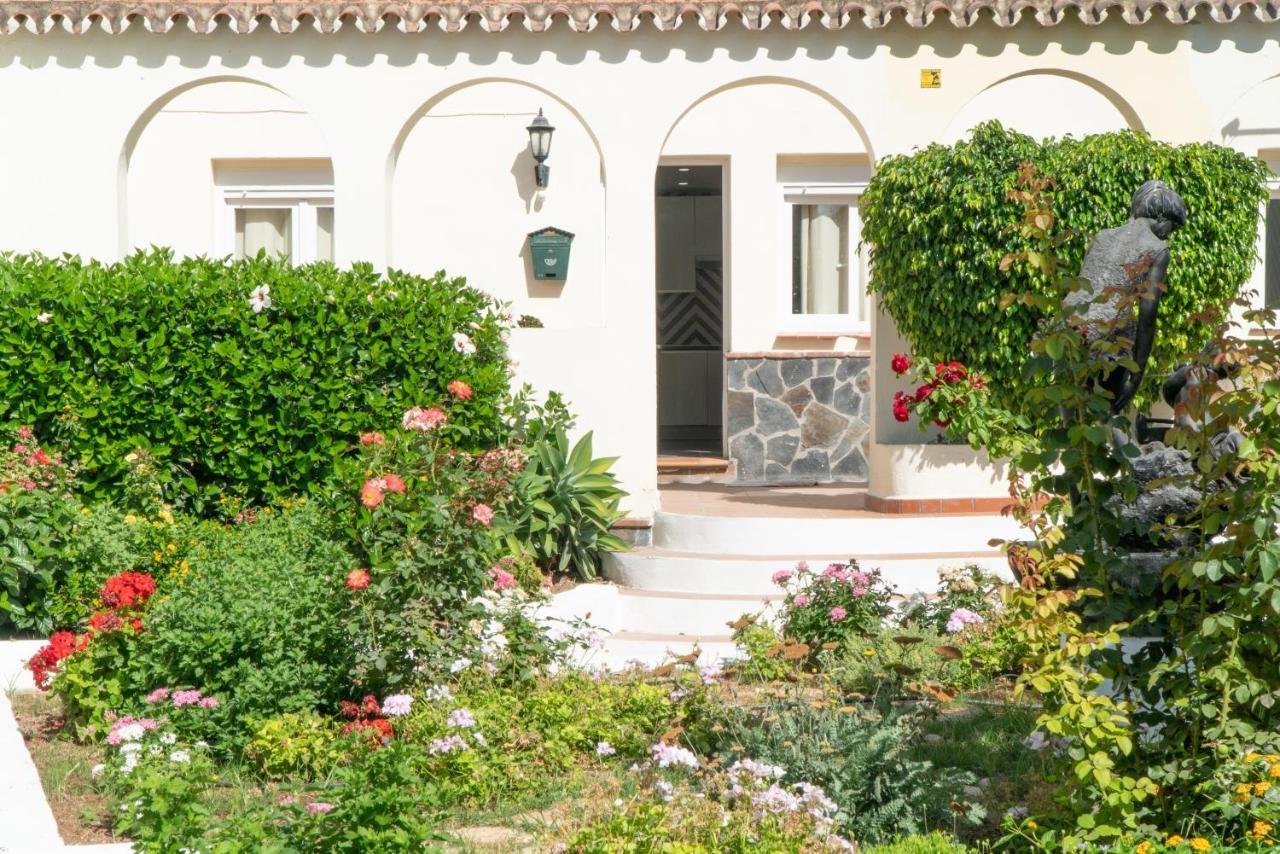 Casadelmar Marbella Aparthotel Exterior photo